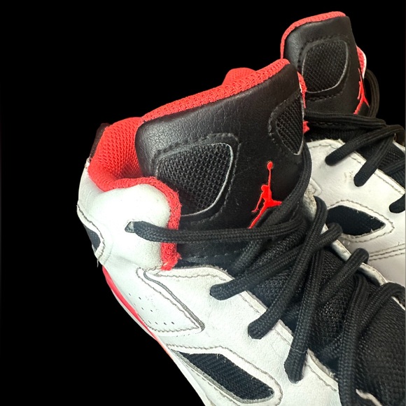 Jordan Flight Club 91 White Infrared Basketball Sneakers - Picture 6 of 8